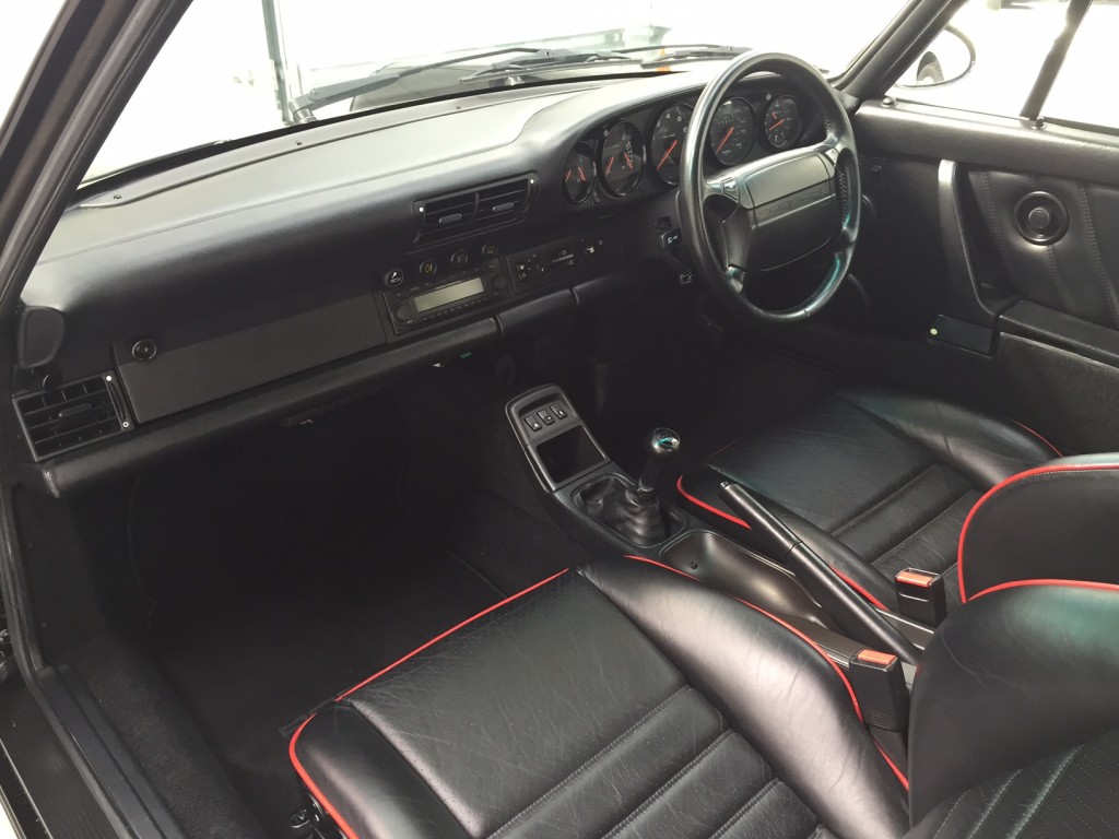 Porsche 964 салон